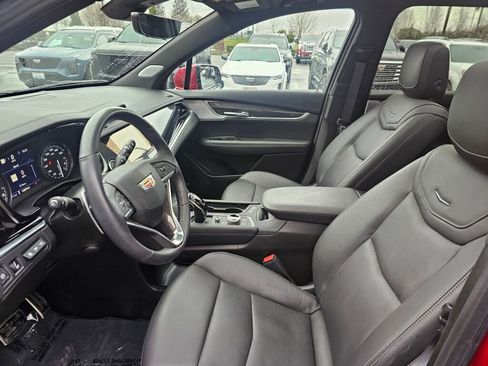 Certified 2024 Cadillac XT6 Sport w/ Technology Package image 25