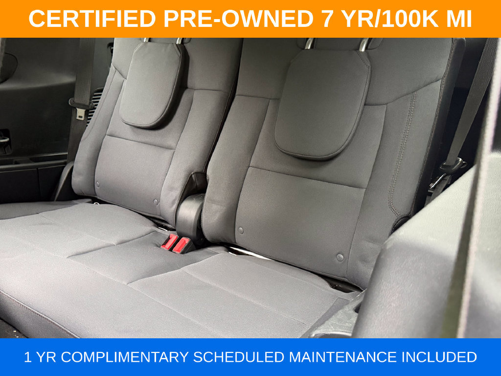 Used 2025 Ford Explorer Active AWD/4WD image 24