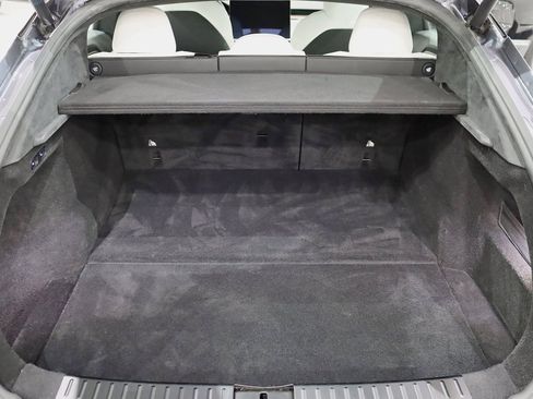 Used 2022 Tesla Model S image 39