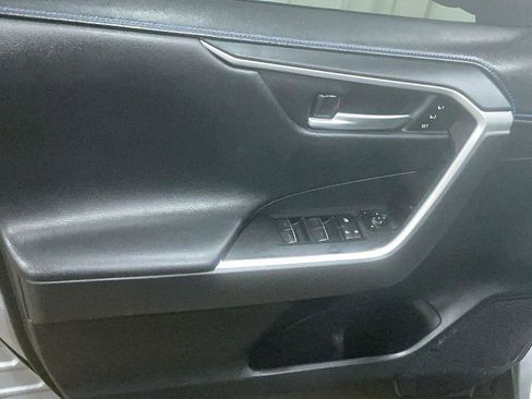 Used 2025 Toyota RAV4 XSE w/ Advanced Technology Package image 9