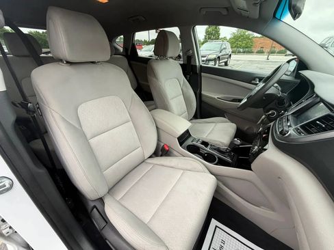 Used 2018 Hyundai Tucson SEL AWD/4WD image 45
