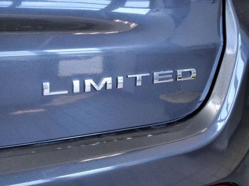 Used 2024 Jeep Compass Limited AWD/4WD image 7