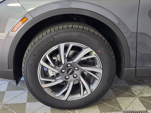 New 2026 Lincoln Corsair Premiere image 5