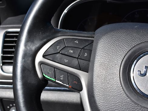 Used 2019 Jeep Grand Cherokee Limited image 15