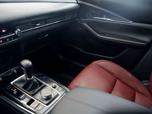 Used 2022 MAZDA CX-30 AWD 2.5 S w/ Preferred Package image 26