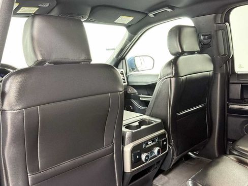 Used 2020 Ford Expedition XLT w/ Equipment Group 202A AWD/4WD image 23