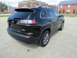 Used 2020 Jeep Cherokee Latitude Plus w/ Comfort/Convenience Group image 3