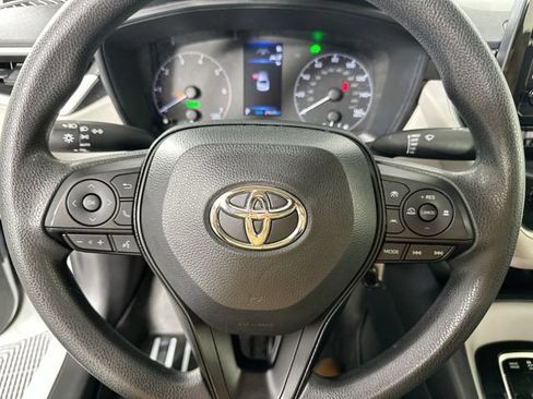 Used 2023 Toyota Corolla LE FWD image 18