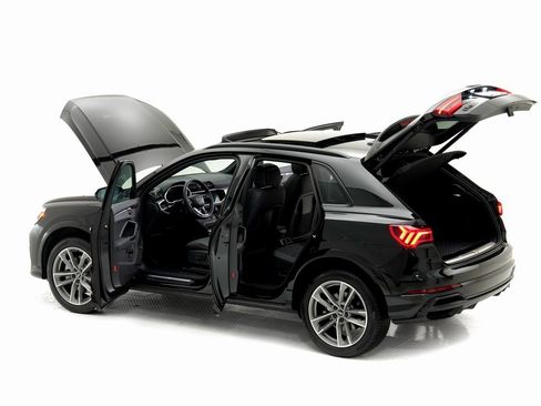 Used 2022 Audi Q3 2.0T Premium Plus image 27