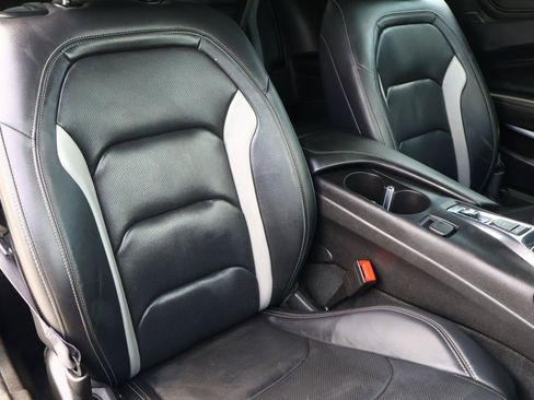 Used 2017 Chevrolet Camaro LT RWD image 13