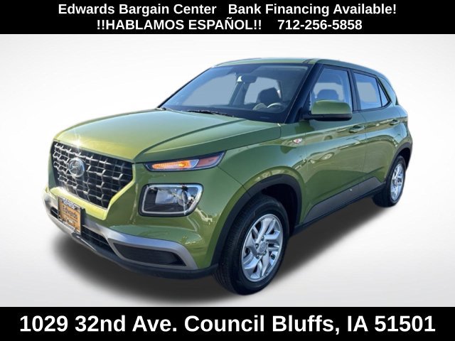 Used 2023 Hyundai Venue SE FWD image 3