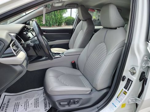 Used 2020 Toyota Camry SE AWD/4WD image 12