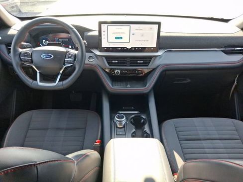Used 2025 Ford Explorer ST-Line w/ Premium Package RWD image 7