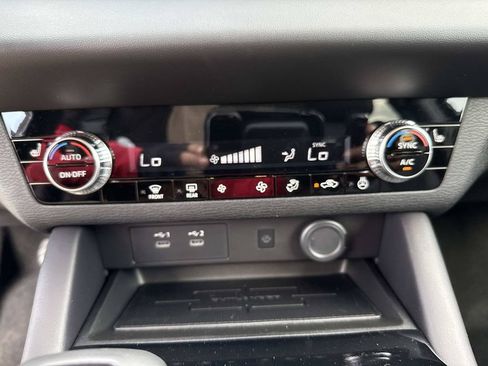 New 2026 Mitsubishi Outlander SE FWD image 32