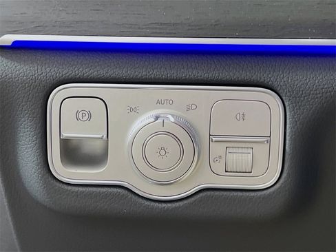New 2025 Mercedes-Benz GLS 450 4MATIC image 10