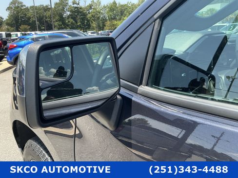 Used 2023 Chevrolet Silverado 1500 LT AWD/4WD image 10