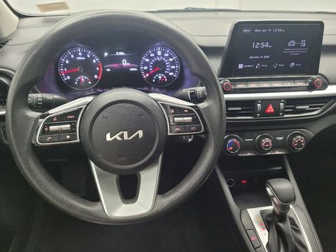 Used 2024 Kia Forte LXS w/ LXS Technology Package image 22