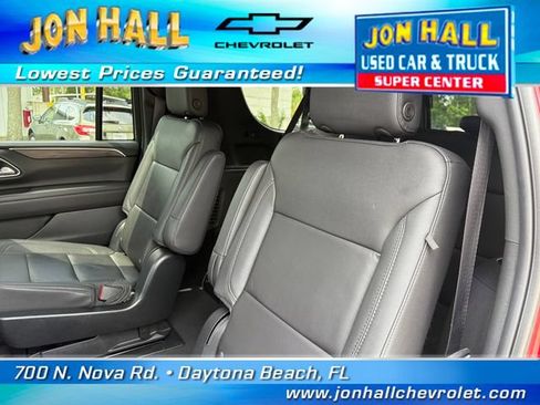 Used 2024 Chevrolet Suburban Z71 w/ Luxury Package AWD/4WD image 23
