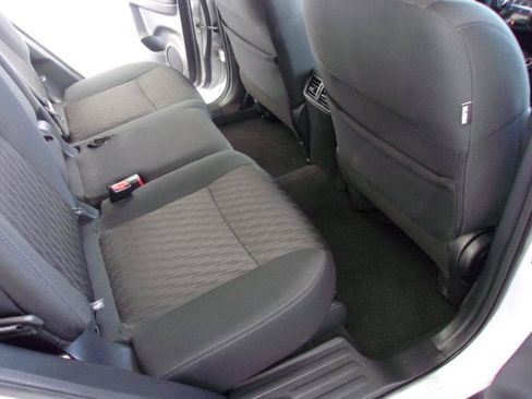 Used 2019 Nissan Rogue S w/ Special Edition Package FWD image 20