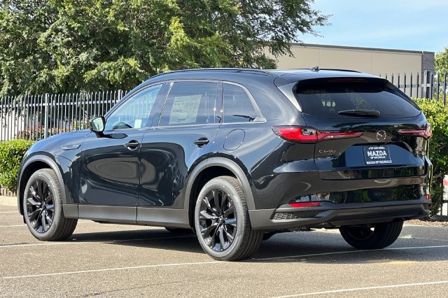 New 2026 MAZDA CX-90 Plug-In Hybrid w/Premium Sport AWD/4WD image 6