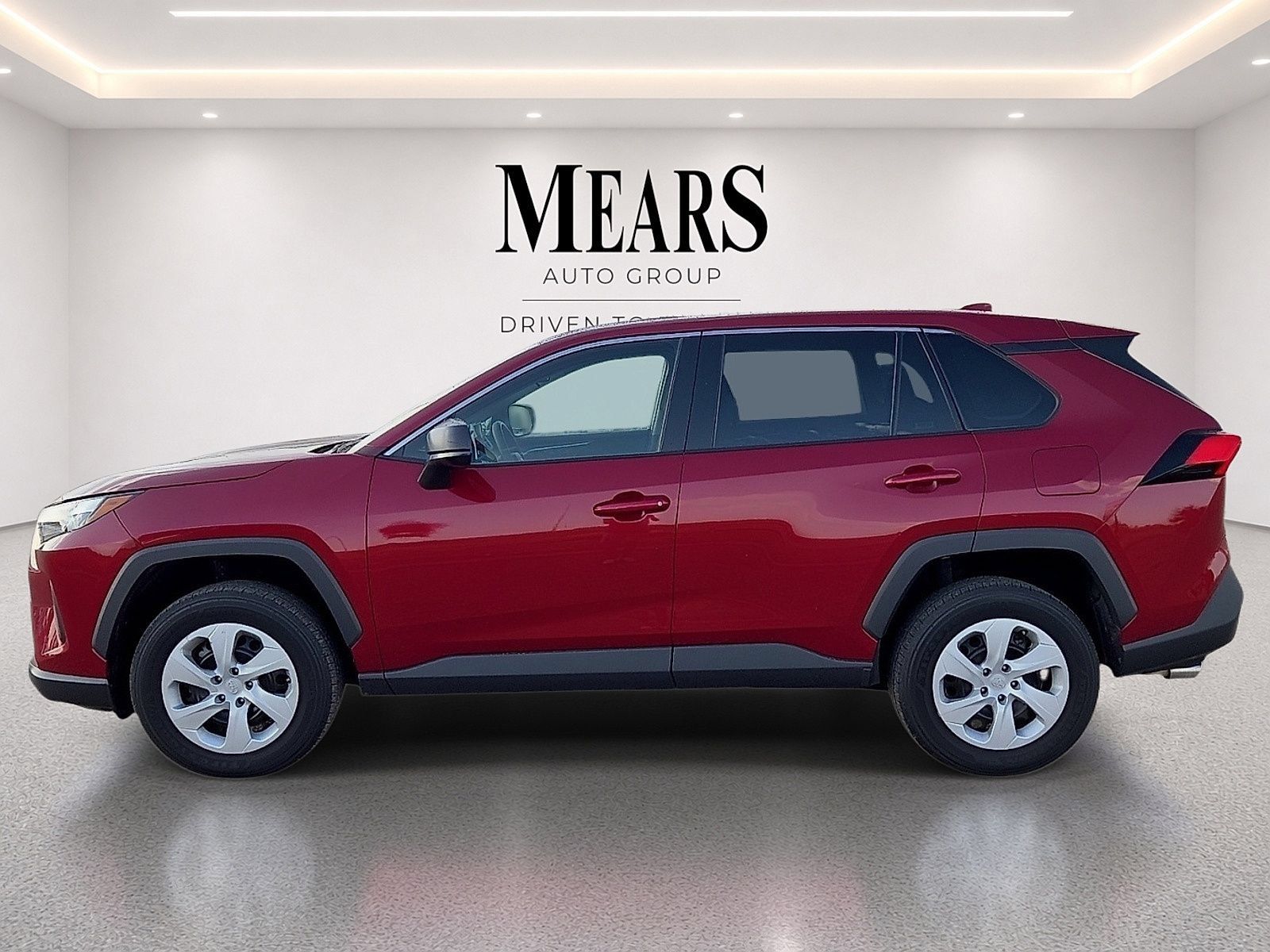 Used 2025 Toyota RAV4 LE FWD image 2