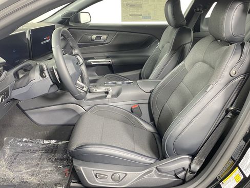 New 2025 Ford Mustang GT w/ GT Performance Package image 10