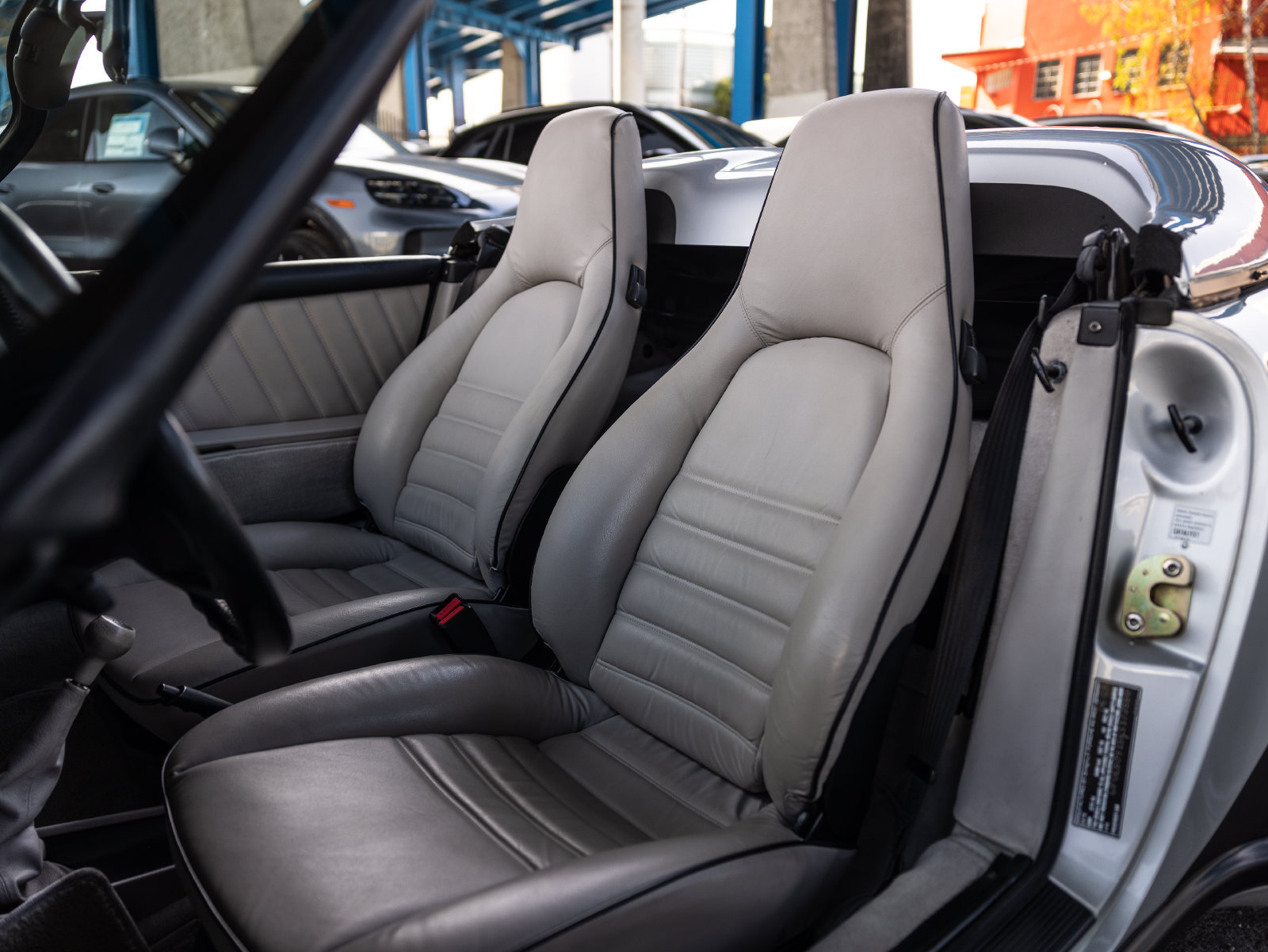 Used 1989 Porsche 911 Speedster RWD image 5