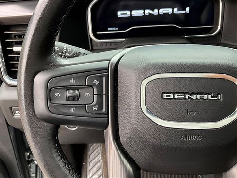 Used 2024 GMC Sierra 2500 Denali Ultimate image 15