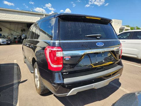 Used 2020 Ford Expedition XLT w/ Equipment Group 202A AWD/4WD image 8