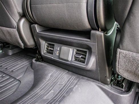 New 2026 GMC Sierra 1500 Elevation image 16