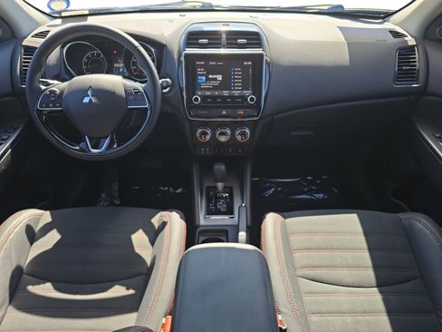 Used 2022 Mitsubishi Outlander Sport SE FWD image 12