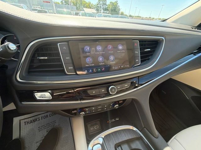 Used 2023 Buick Enclave Avenir w/ Avenir Technology Package AWD/4WD image 22
