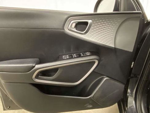 Used 2023 Kia Soul LX w/ Option Group 015 image 12