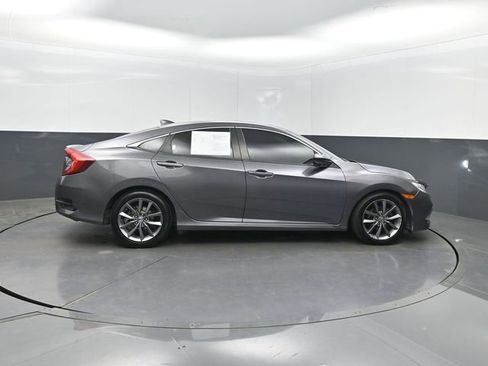 Used 2019 Honda Civic EX image 32