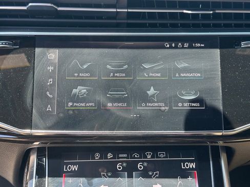 Used 2022 Audi Q7 3.0T Prestige AWD/4WD image 15