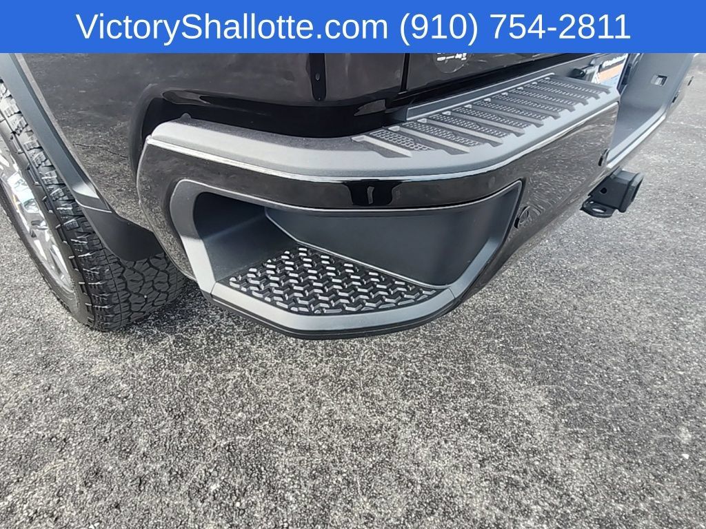 Used 2026 Chevrolet Silverado 2500 High Country w/ High Country Premium Package AWD/4WD image 34