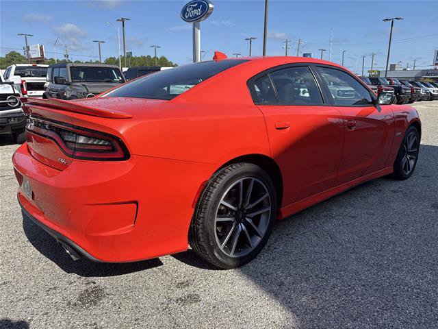 Used 2023 Dodge Charger R/T w/ Technology Group RWD image 3