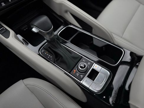 Used 2024 Kia Telluride S w/ S Sunroof Package image 33