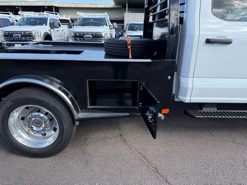 New 2026 Ford F550 4x4 Crew Cab w/ XLT Value Package image 7