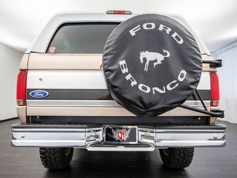 Used 1996 Ford Bronco XLT image 33