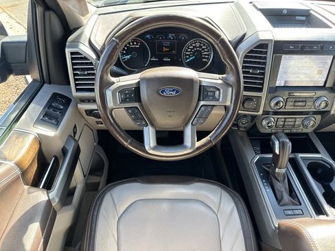 Used 2020 Ford F150 Limited w/ Trailer Tow Package image 12