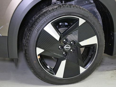 New 2026 Nissan Kicks SR image 20