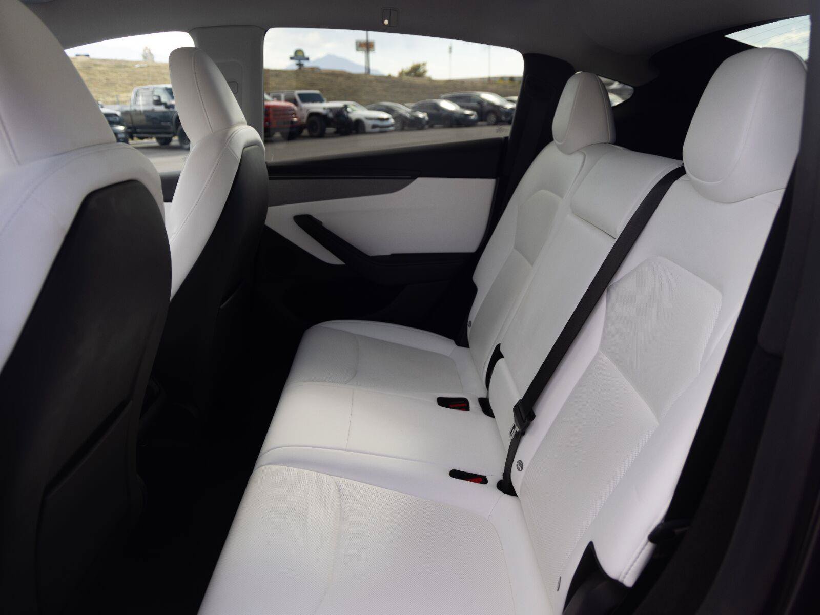 Used 2026 Tesla Model Y AWD image 15