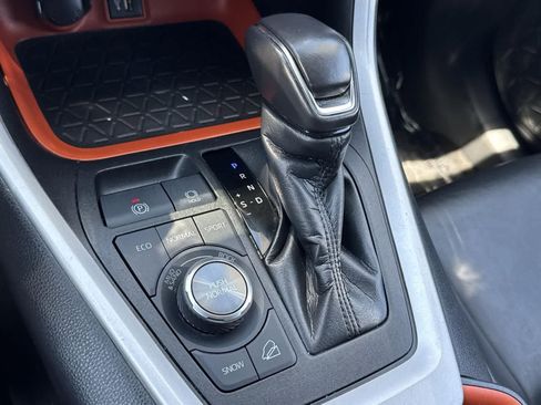 Used 2023 Toyota RAV4 Adventure image 14