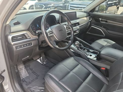 Used 2022 Kia Telluride EX w/ EX Premium Package AWD/4WD image 26