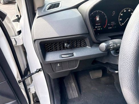 Used 2024 Honda CR-V EX image 10