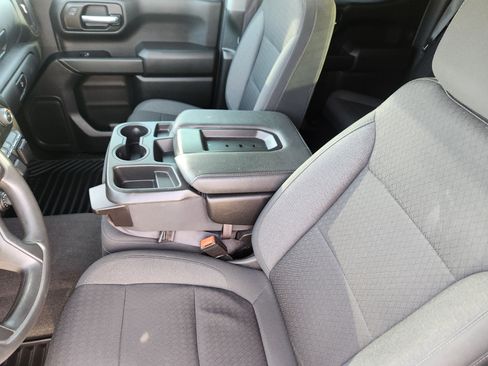 Used 2022 Chevrolet Silverado 1500 Custom Trail Boss image 11