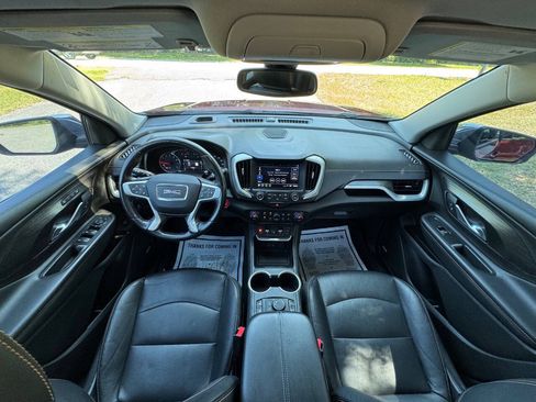 Used 2018 GMC Terrain SLT w/ Preferred Package FWD image 32