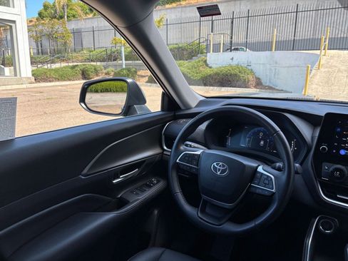 Used 2025 Toyota Grand Highlander FWD image 36