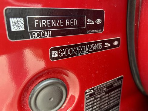 Used 2018 Jaguar F-PACE Prestige image 24